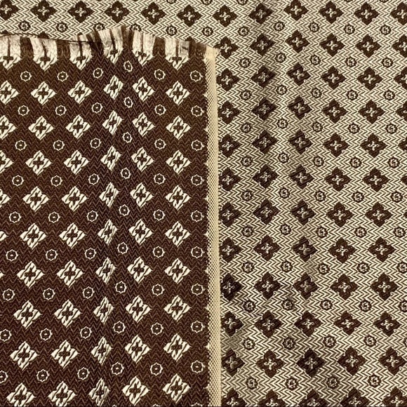 𝅺DESIGNER inspired quality fabric. - Picture 1 of 5